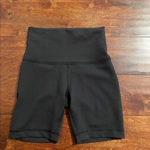 lululemon align high rise shorts size 2 in black